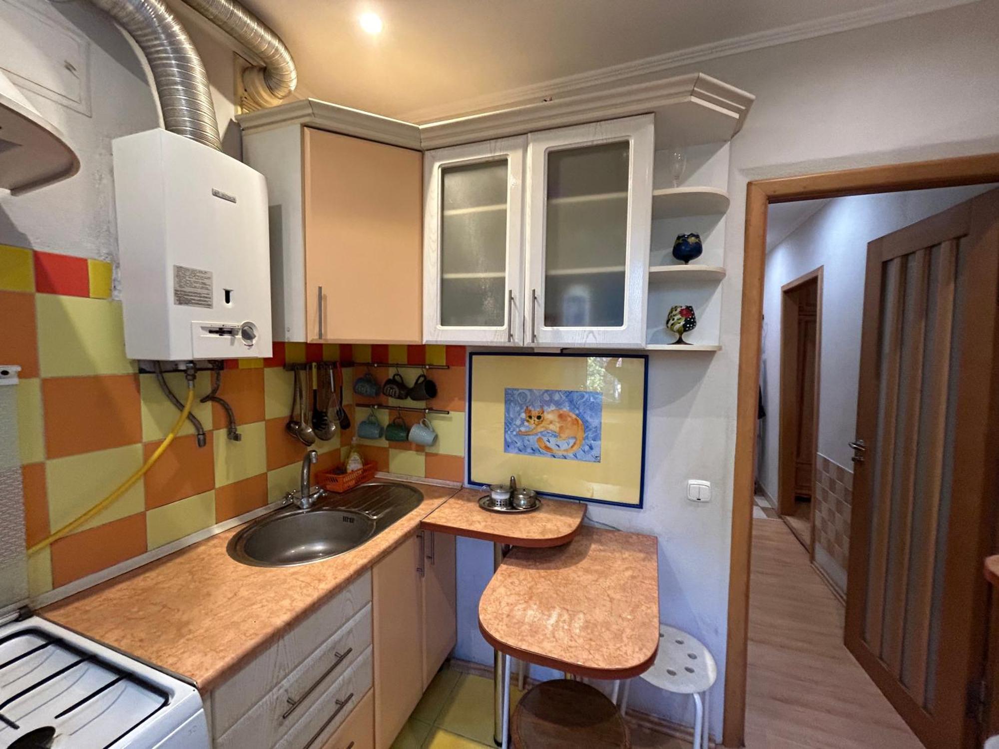 Three Bedroom Stepana Bandery Street Rivne Exterior foto