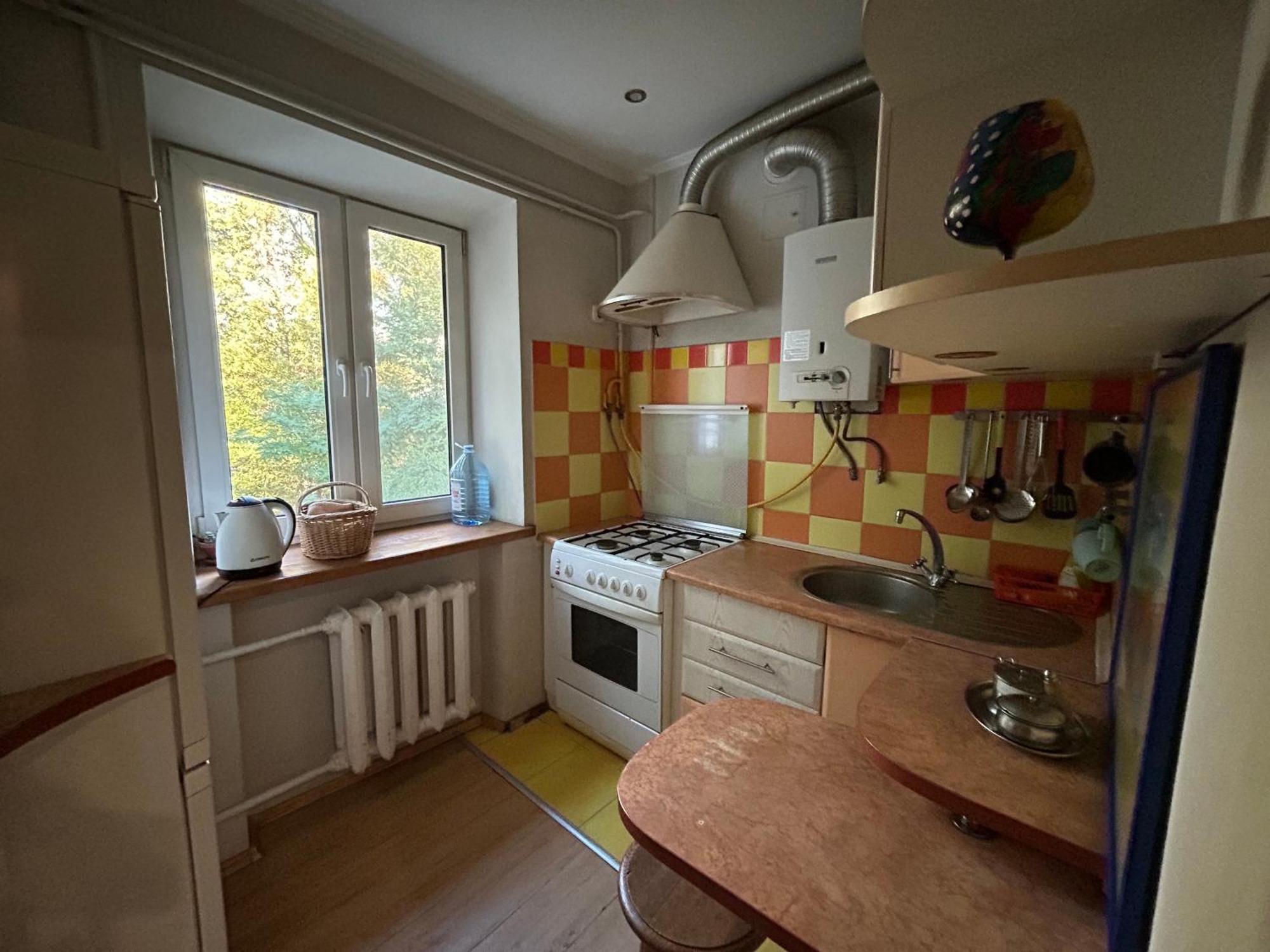 Three Bedroom Stepana Bandery Street Rivne Exterior foto