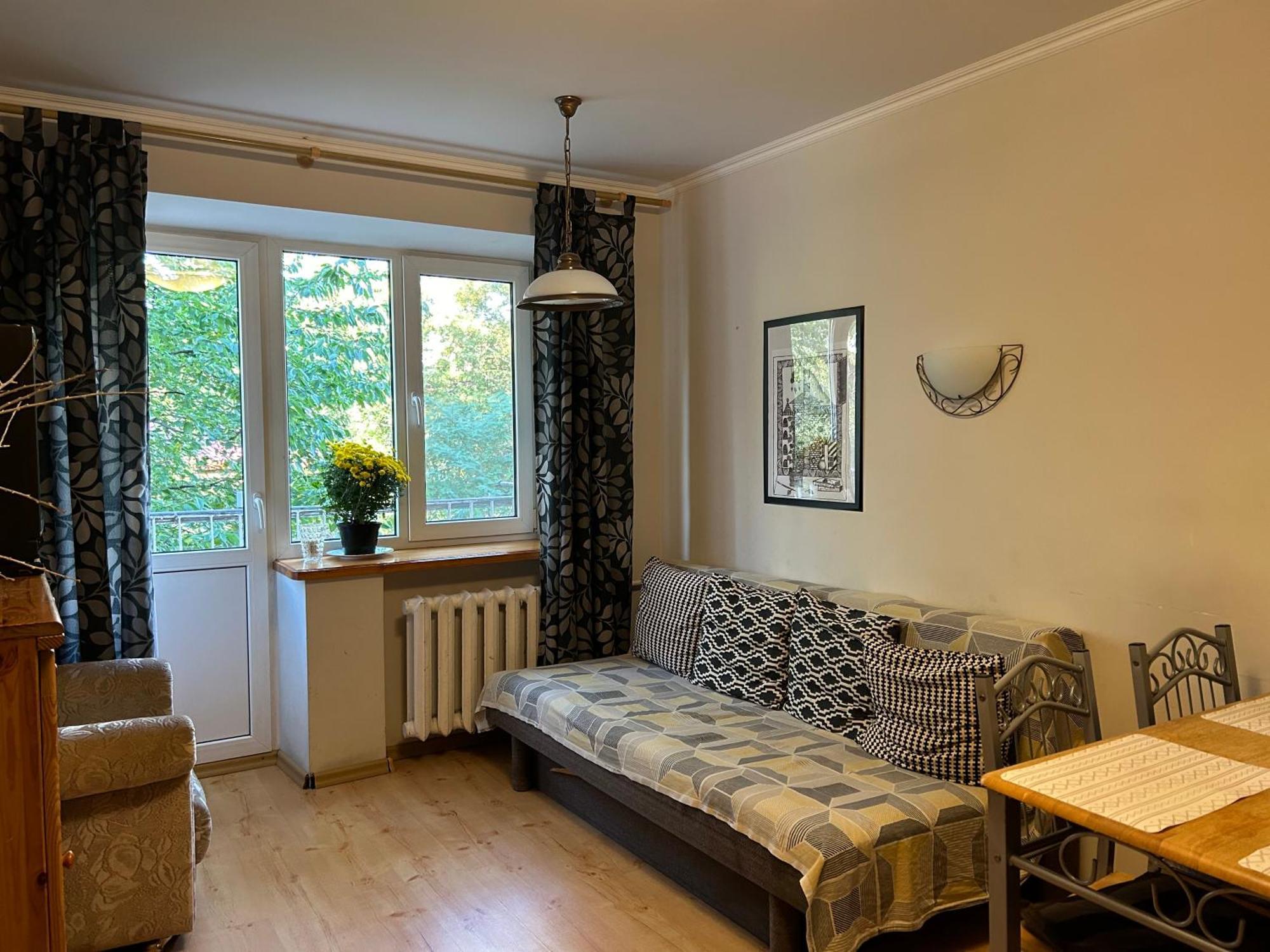 Three Bedroom Stepana Bandery Street Rivne Exterior foto